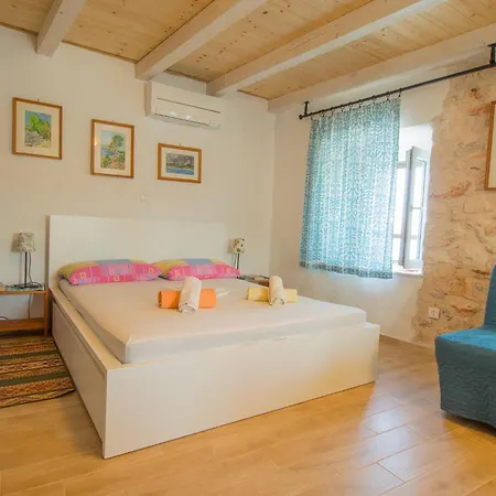 House At The Seafront Apartment Stari Grad  Exterior photo