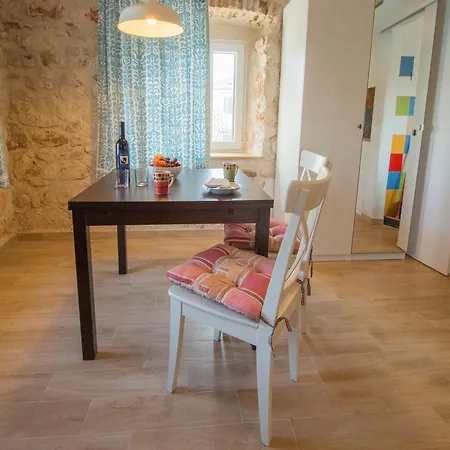 House At The Seafront Apartment Stari Grad  Exterior photo