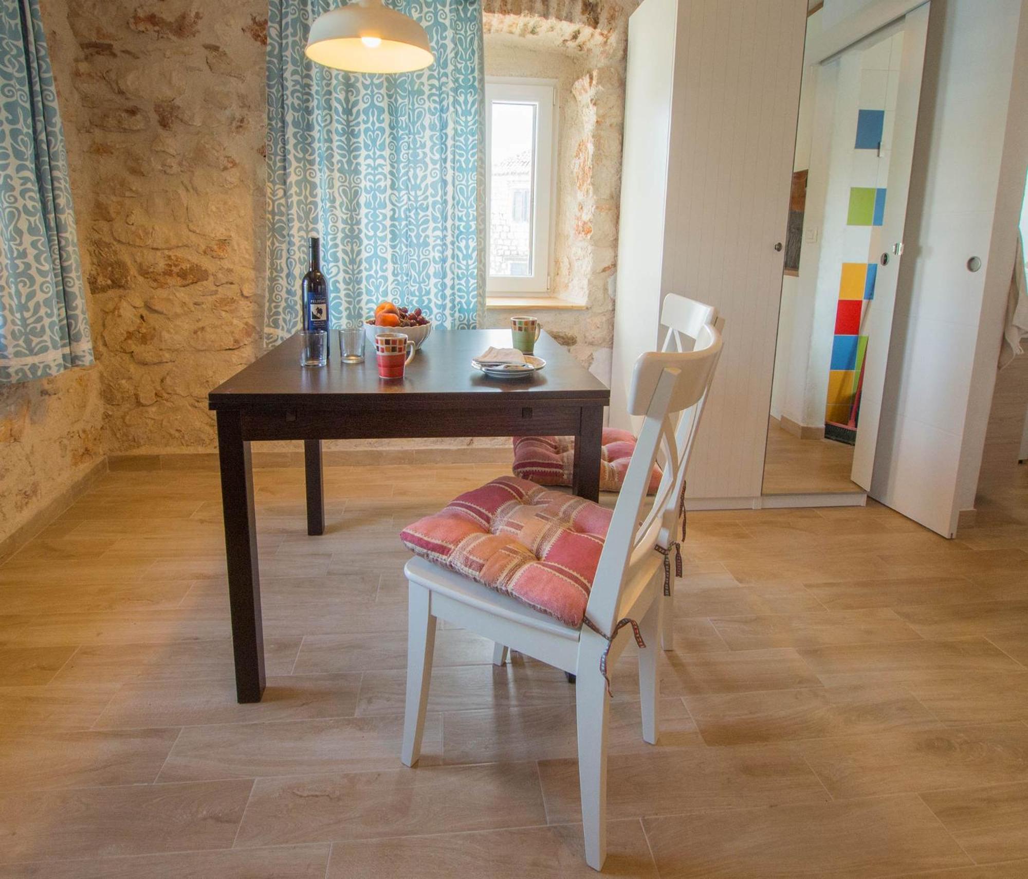 House At The Seafront Apartment *
